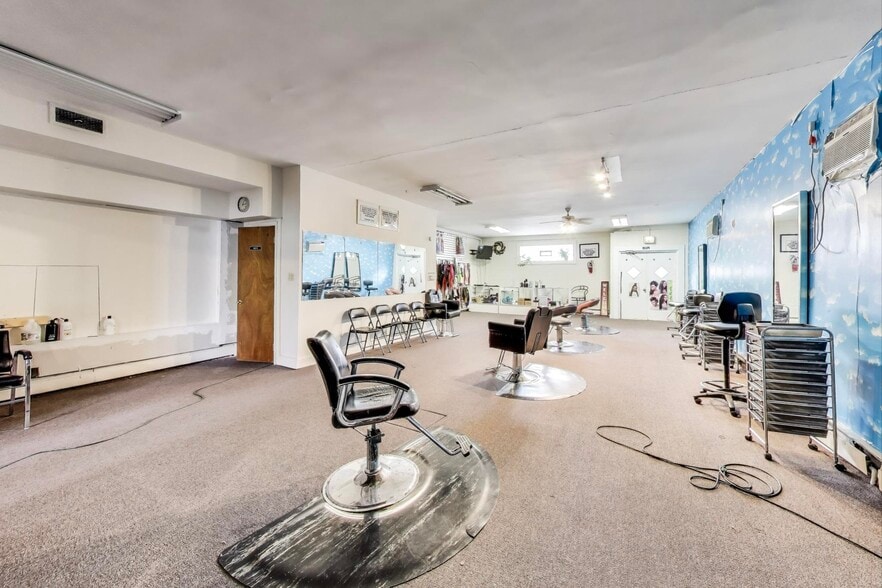 More Photos Of 9215 S Ashland Ave, Chicago General Retail For Sale