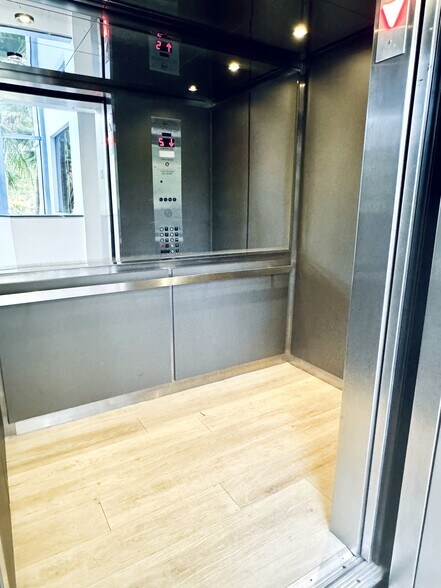 More Photos Of 9050 Pines Blvd, Pembroke Pines Coworking Space