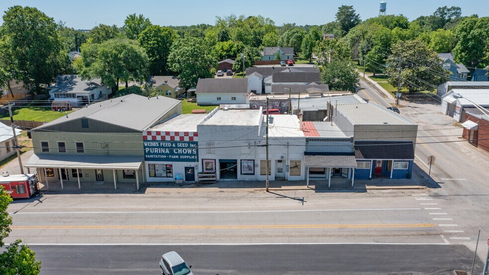 More Photos Of 209-215 E Pickens Rd, Pea Ridge General Retail For Sale