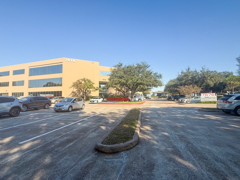 More Photos Of 7676 Hillmont St, Houston Office For Lease