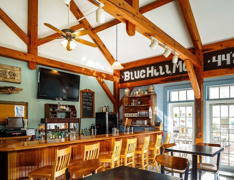 More Photos Of 33 Tenney Hl, Blue Hill Restaurant For Sale