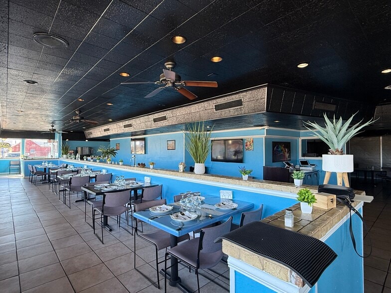 More Photos Of 2028 Paramount Blvd, Amarillo Fast Food For Sale