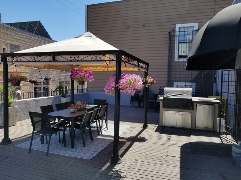 More Photos Of 423-435 Valencia St, San Francisco Freestanding For Sale