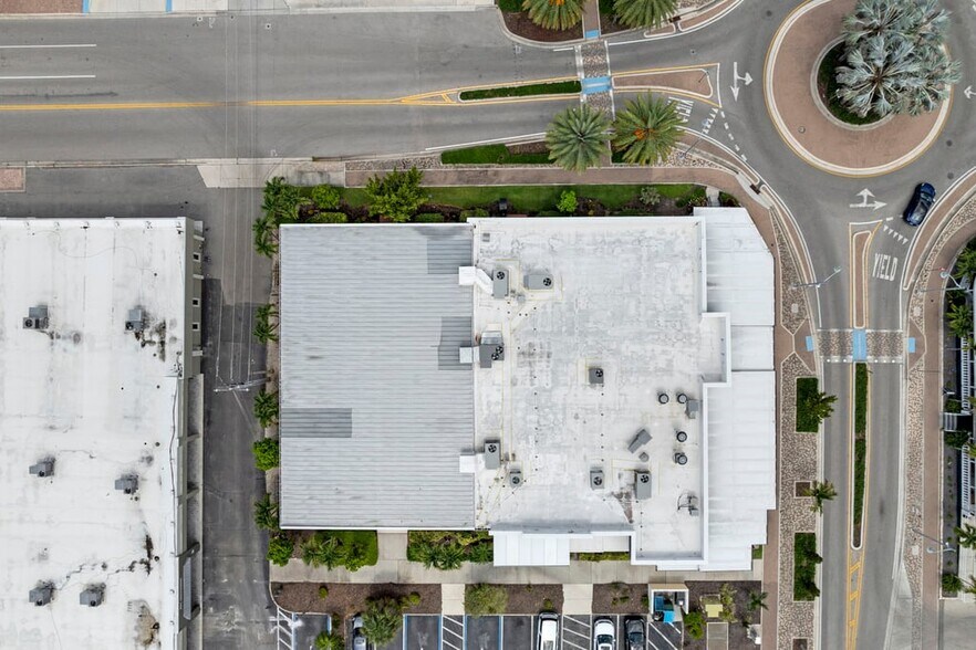 More Photos Of 4725 Vincennes Blvd, Cape Coral Restaurant For Sale