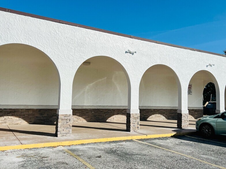 More Photos Of 7345 Jackson Springs Dr, Tampa Office For Lease