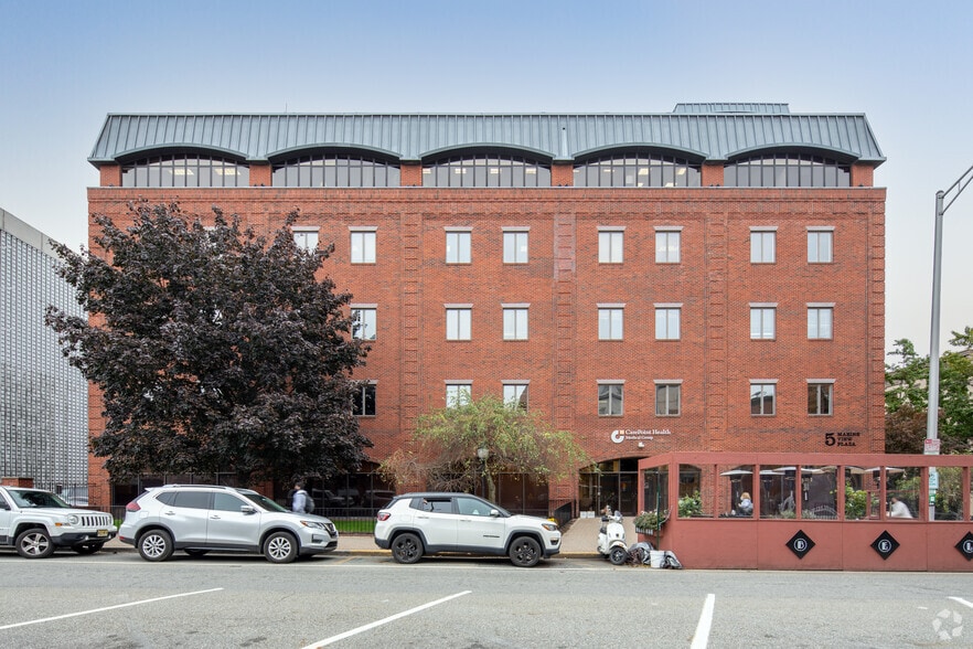 More Photos Of 5 Marine View Plz, Hoboken Office For Lease