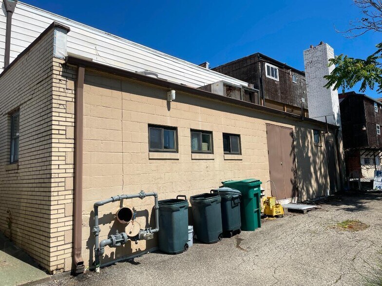 More Photos Of 4145 Brownsville Rd, Pittsburgh Storefront For Sale