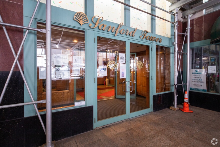 More Photos Of 13347 Sanford Ave, Flushing Apartments For Sale