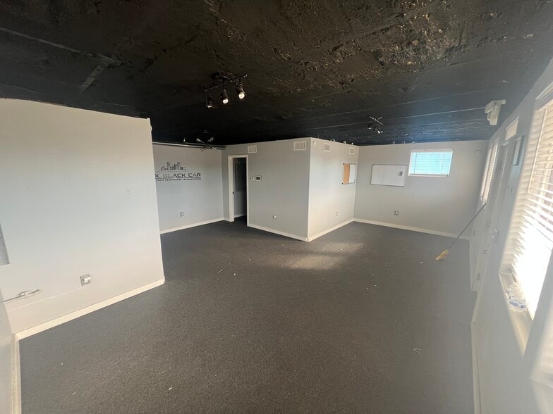 More Photos Of 1041 E 8th St, Jacksonville Storefront Retail Office For Sale