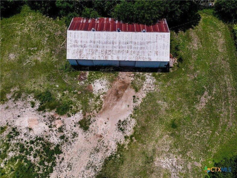 More Photos Of 1711 Holland Rd, Belton General Retail For Sale