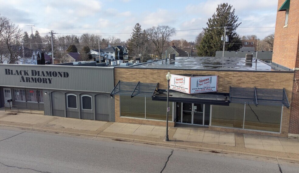 More Photos Of 113 Main St S, Stewartville Storefront For Lease