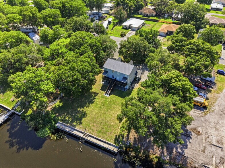 More Photos Of 207 SE 6th Ave, Okeechobee Multifamily For Sale