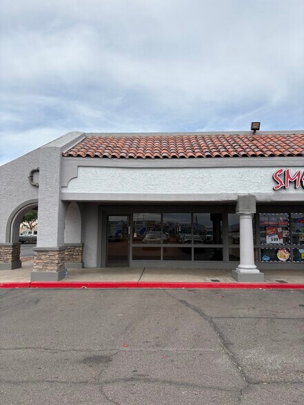 More Photos Of 16820 N Cave Creek Rd, Phoenix Storefront Retail Office For Lease