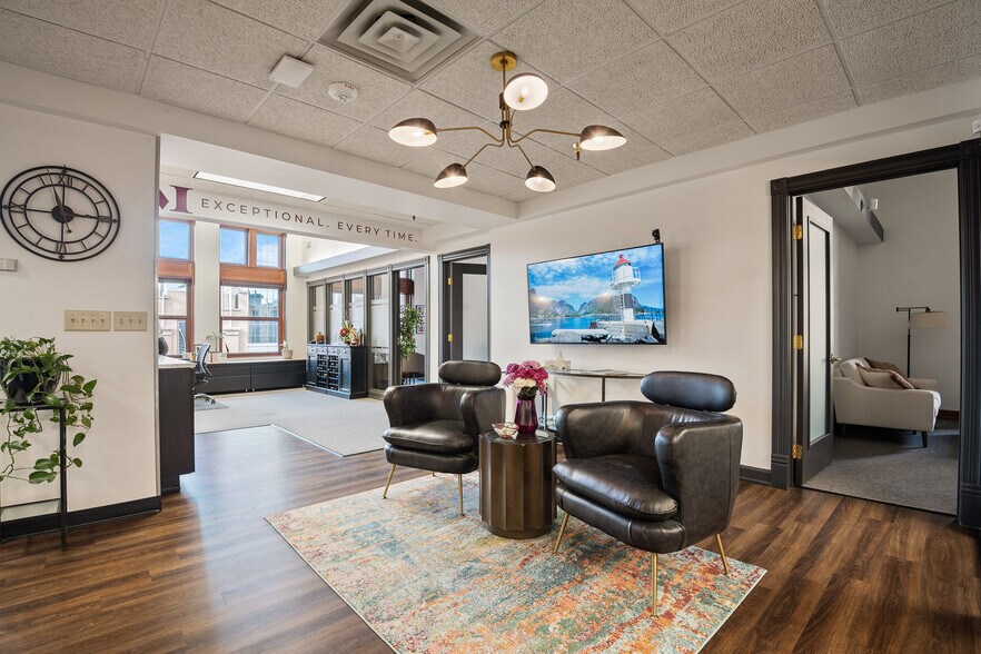 More Photos Of 6 W 5th St W, Saint Paul Office For Sale