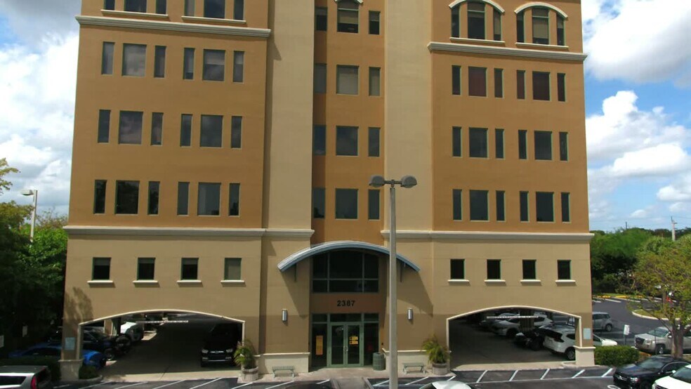 More Photos Of 2387 W 68th St, Hialeah Medical For Lease