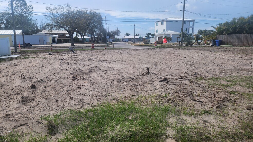 More Photos Of 3203 W Shell Point Rd, Ruskin Land For Sale