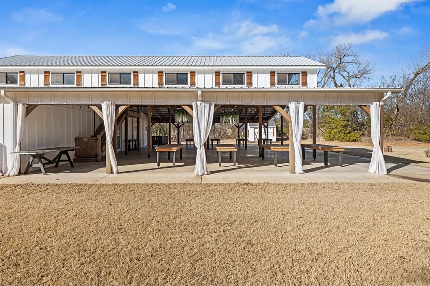 More Photos Of 18186 State Highway 74B, Washington Specialty For Sale