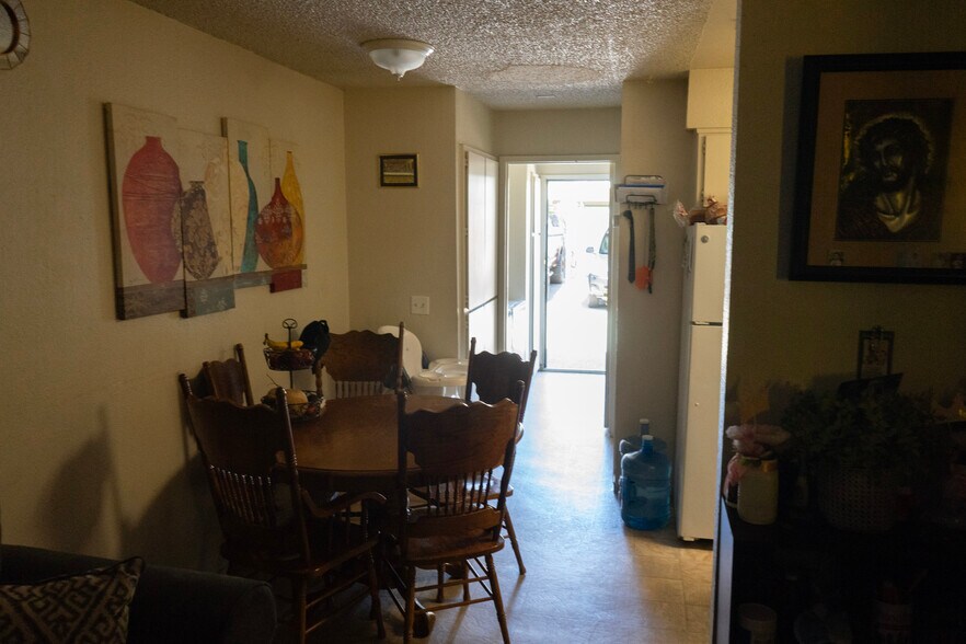 More Photos Of 1491-1499 Bellevue Rd, Atwater Apartments For Sale