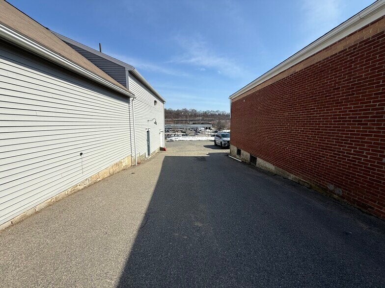 More Photos Of , Worcester General Retail For Sale