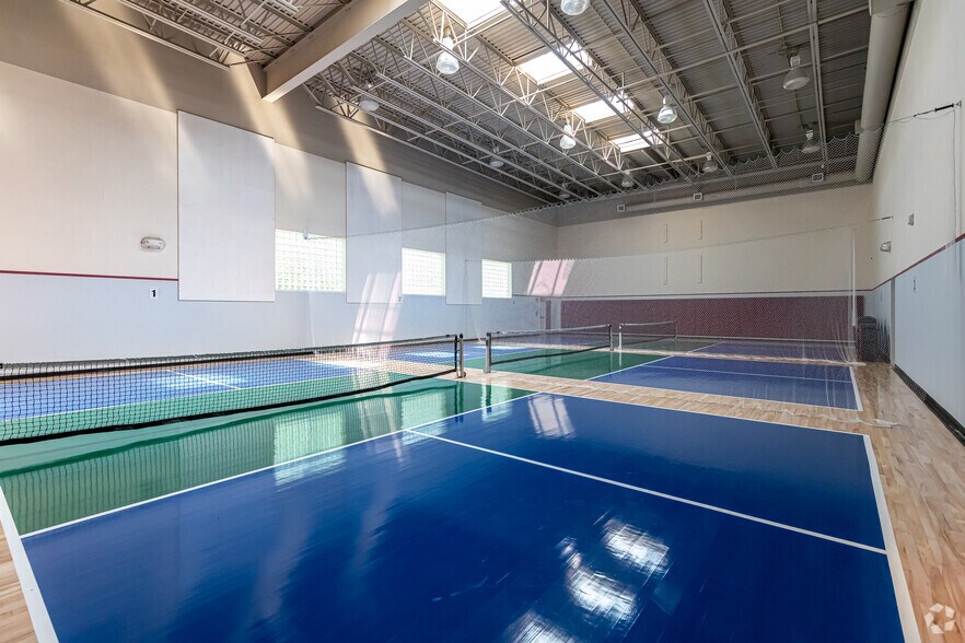 More Photos Of , Bristol General Retail For Sale