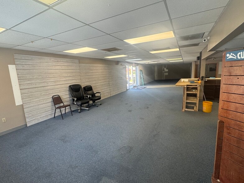 More Photos Of 6399 Haines Rd, Saint Petersburg Freestanding For Lease