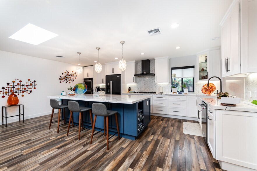 More Photos Of 1865 El Monte Dr, Thousand Oaks Apartments For Sale