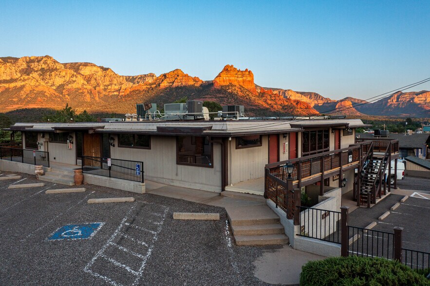 More Photos Of 450 Jordan Rd, Sedona Office Residential For Lease