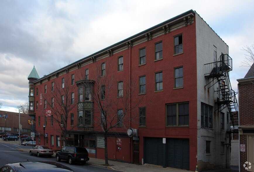 More Photos Of 542 Northampton St, Easton General Retail For Sale