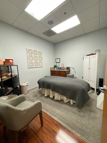 More Photos Of 540 Plaza Dr, Folsom Medical For Lease