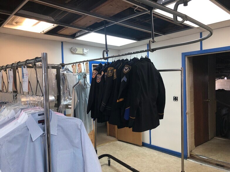 More Photos Of 229 S Robinson Ave, Pen Argyl Storefront Retail Residential For Sale