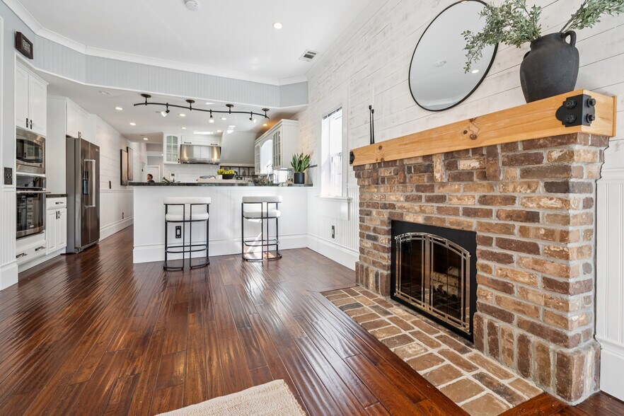 More Photos Of 917 Howard Ave, Burlingame Office Residential For Sale