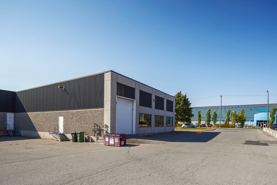 More Photos Of 3071-3075 Rue Louis-A.-Amos, Lachine Warehouse For Lease