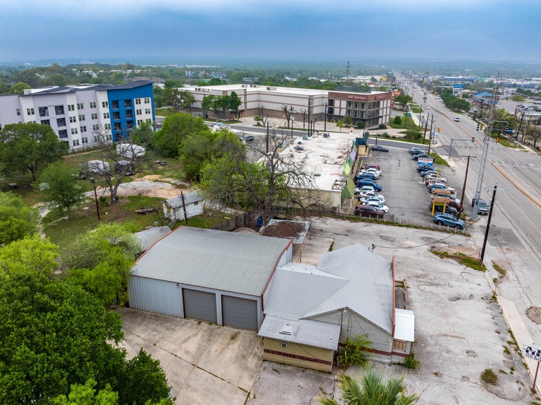 More Photos Of 1331 Austin Hwy, San Antonio Auto Repair For Sale