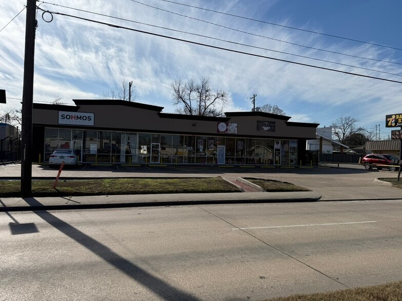 More Photos Of 834 Little York Rd, Houston Freestanding For Sale