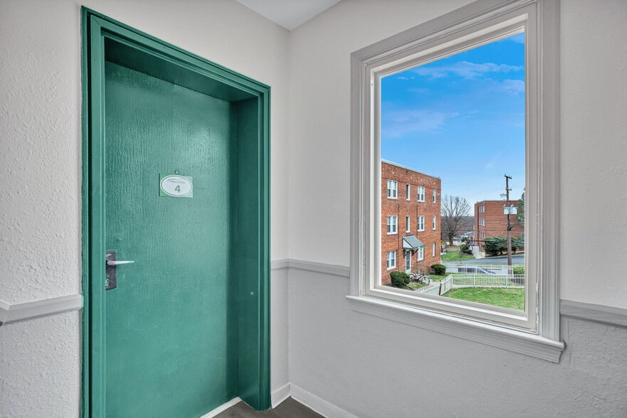 More Photos Of 1201 Benning Rd, Capitol Heights Apartments For Sale