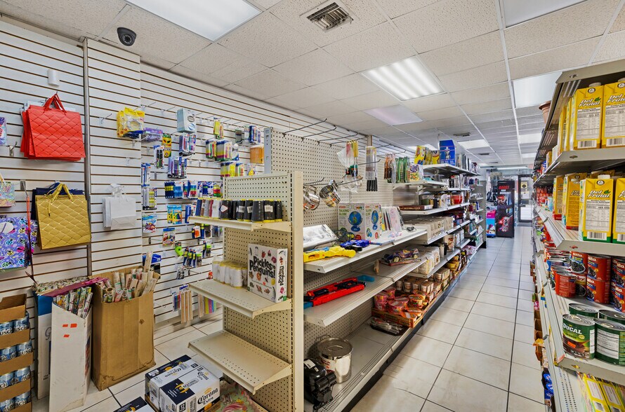 More Photos Of 3160 NW 7th st, Miami General Retail For Sale