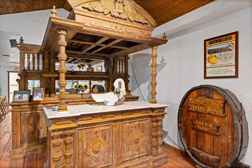 More Photos Of 41220 Calle Contento, Temecula Winery Vineyard For Sale