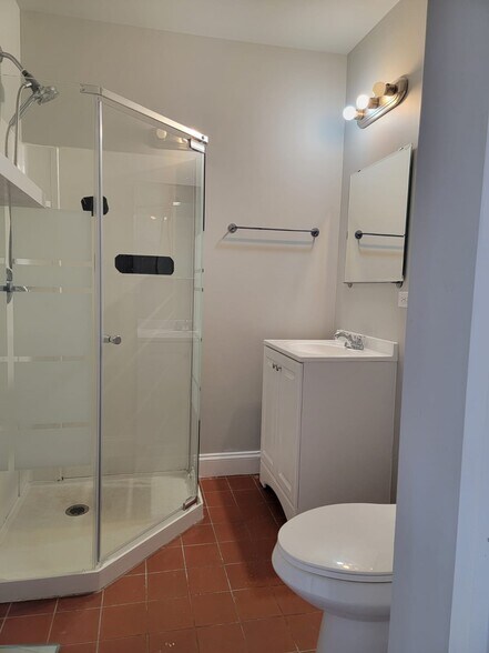 More Photos Of 1930 S Fairfield Ave, Chicago Warehouse For Lease