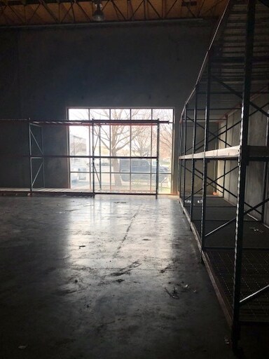 More Photos Of 2220 N MacArthur Dr, Tracy Warehouse For Lease