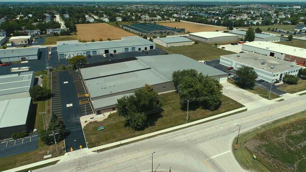 Primary Photo Of 11220 E Main St, Huntley Manufacturing For Lease