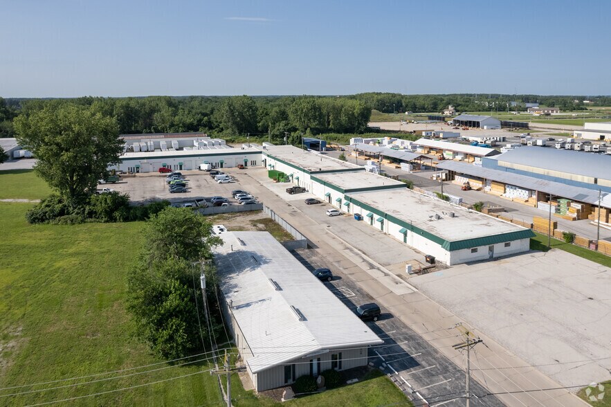 More Photos Of 720 Illinois Ave, Maumee Warehouse For Lease