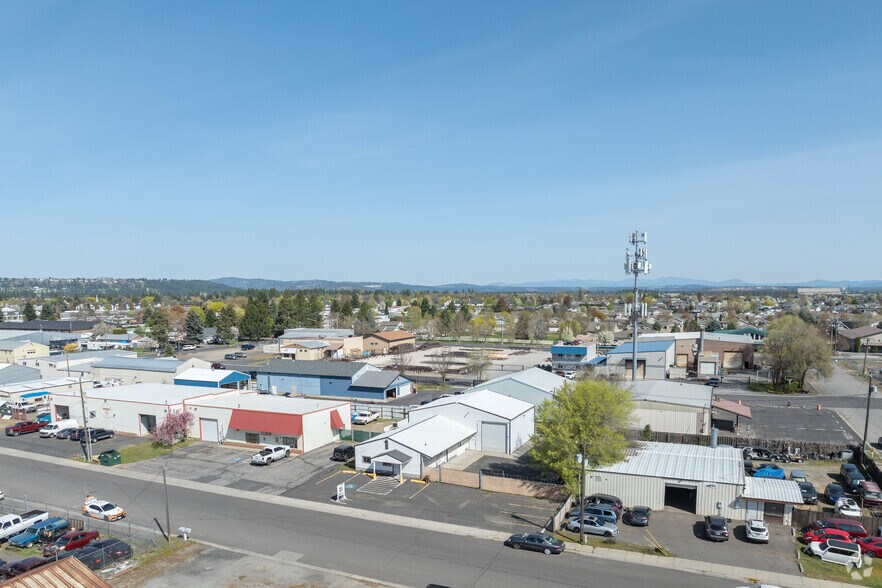 More Photos Of 1515 E Houston Ave, Spokane Flex For Lease