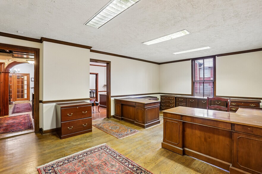 More Photos Of 101 S Washington St, Rockville Office For Sale