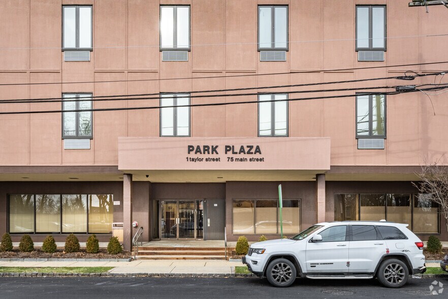 More Photos Of 75 Main St, Millburn Office For Lease