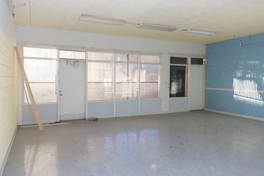 More Photos Of 1701 E Oakey Blvd, Las Vegas Religious Facility For Sale