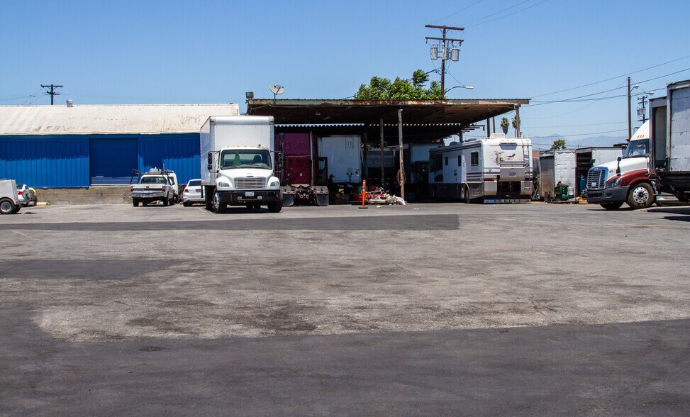 More Photos Of 2205 Nadeau St, Huntington Park Warehouse For Lease