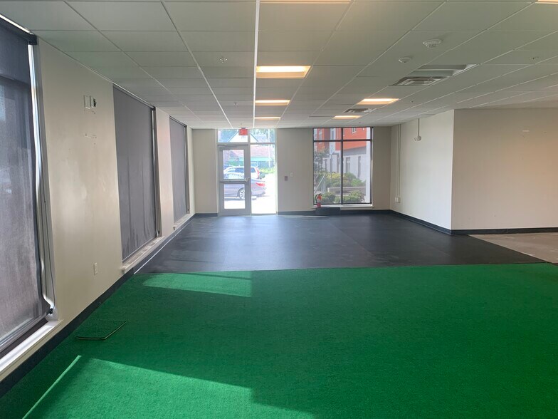 More Photos Of 390 South Ave, Rochester Apartments For Lease