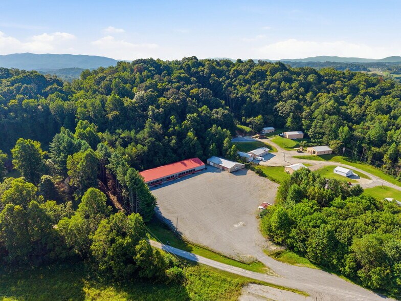 More Photos Of 4095 Highway 11 E, Bluff City Freestanding For Sale