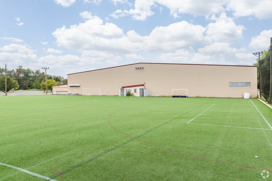 More Photos Of 1400 Industrial Hwy, Pottstown Warehouse For Sale