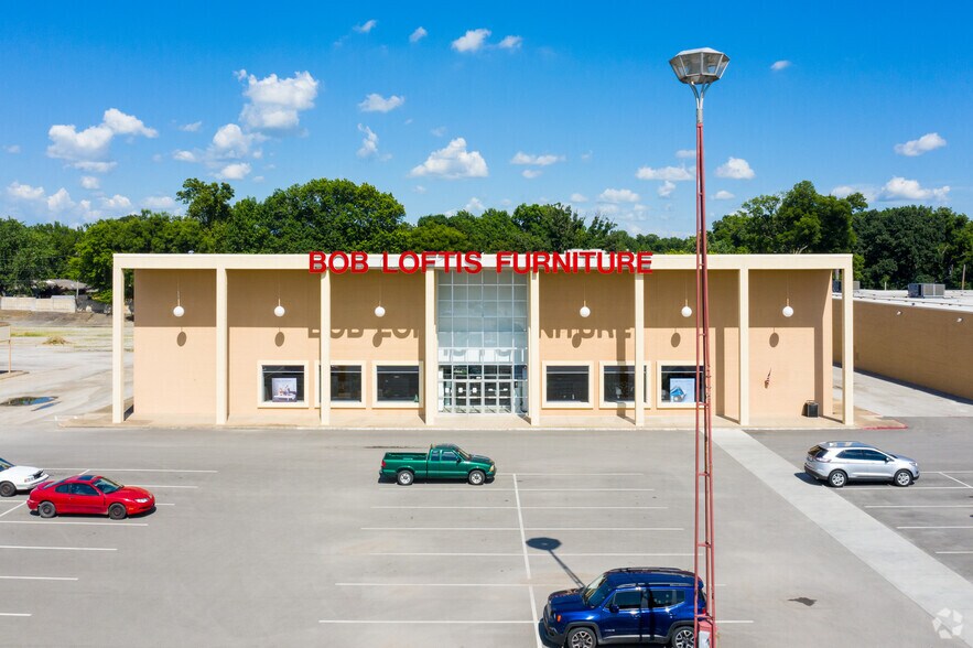 More Photos Of 534-598 SE Washington Blvd, Bartlesville Unknown For Lease